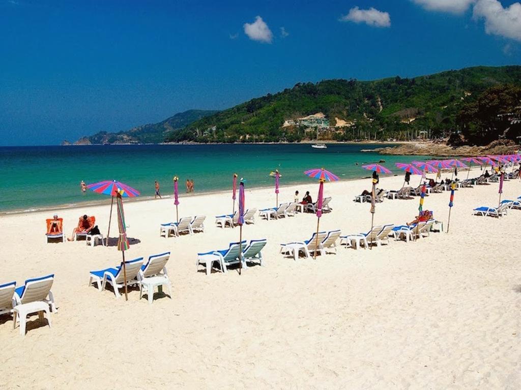 Armoni Patong Beach Hotel Exterior photo