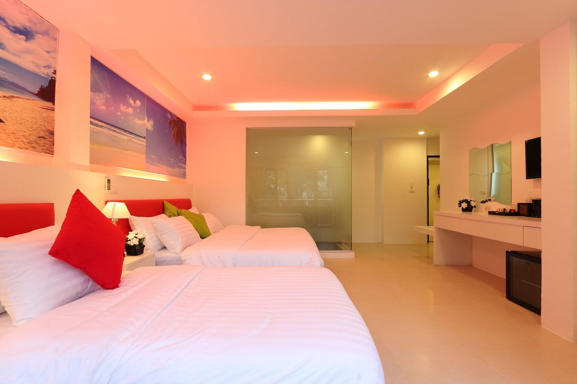 Armoni Patong Beach Hotel Exterior photo